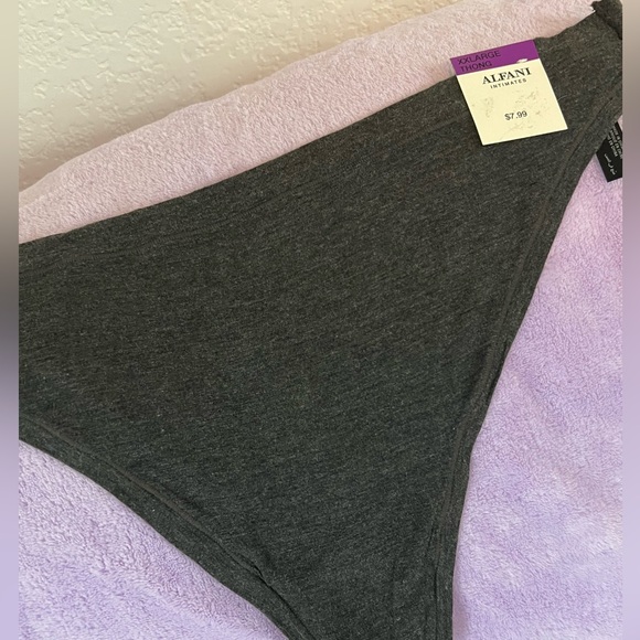 *** NWT *** 4 Pairs XXL Thongs - Picture 9 of 10